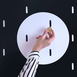 Set Design For An Investment Platform cover image