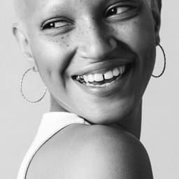 Soft Sense Video And Photography For An Innovative Skin Care Brand cover image