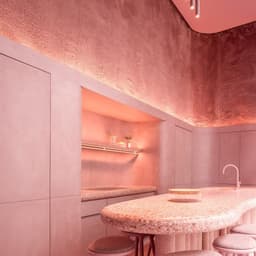 Visual System Creation For A New Suitcase Line cover image