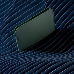 Set Design And Photography For A Fashion Label cover image